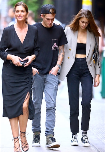Presley Gerber trabajó con IMG Models y desfiló para Ralph Lauren, Burberry, Dolce & Gabbana y Zadig & Voltaire antes de cumplir 18 años.
