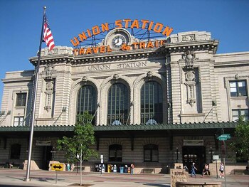 Estaciones de tren en desuso en todo Estados Unidos se están revitalizando para convertirlas en hoteles, restaurantes e incluso museos
