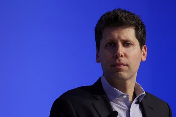 Sam Altman admite que no