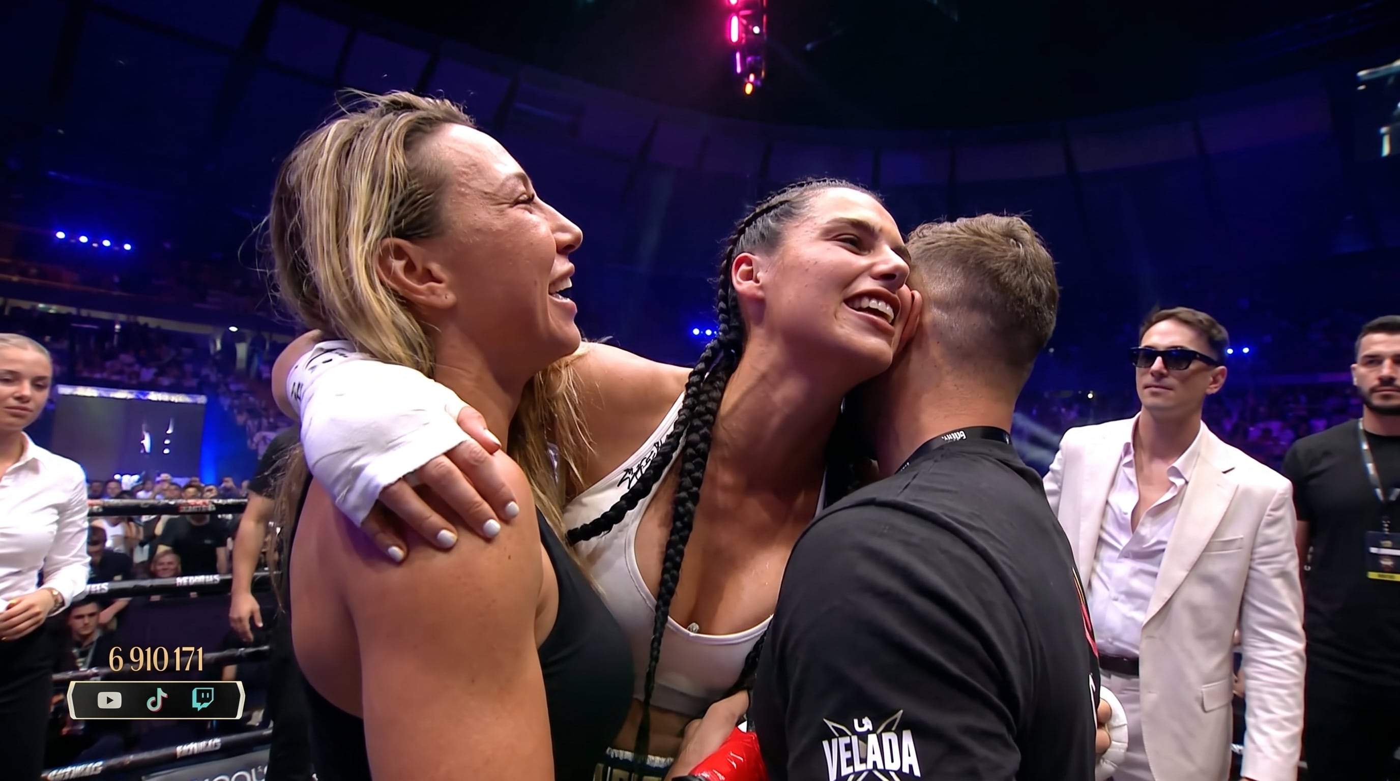 Marta Díaz recibió los votos de cuatro jueces para ser campeona en La Velada del Año 6 (Imagen Ilustrativa Infobae)