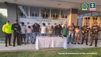 A la cárcel 12 integrantes