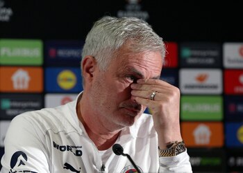 Mourinho demandará al Galatasaray -