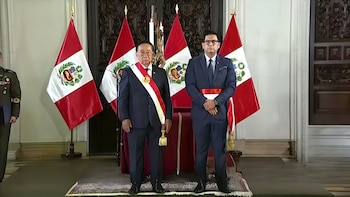 Nuevo ministro de Trabajo en Perú: Freddy Solano juramenta en reemplazo de Óscar Fernández