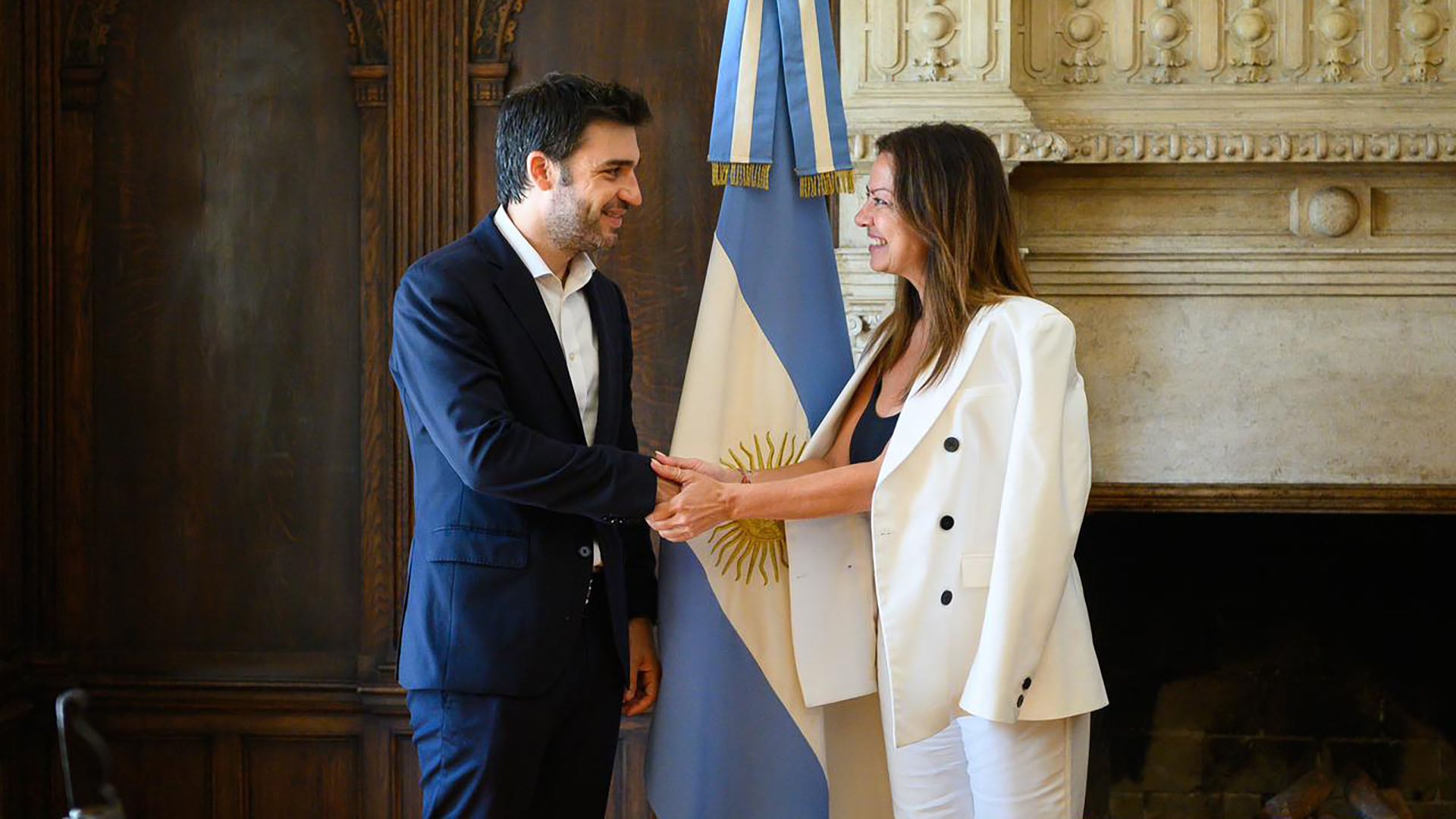 Sandra Pettovello e Ignacio Torres firmaron el acuerdo mediante el cual ANSES le devolverá a Chubut 48 mil millones de pesos