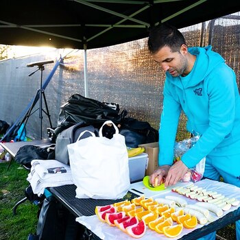 Diego cumple su función de