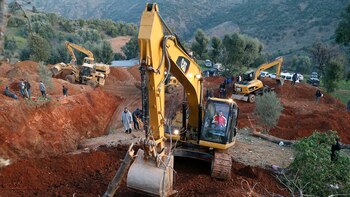 Una grúa trabajando en el