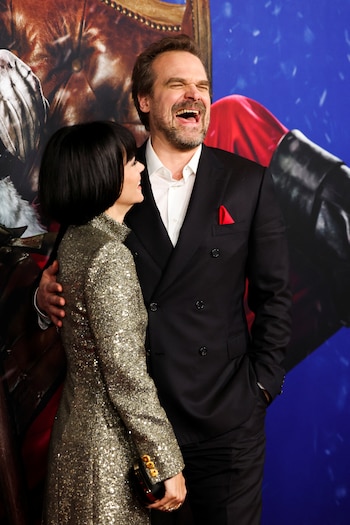 En cada presentación de West