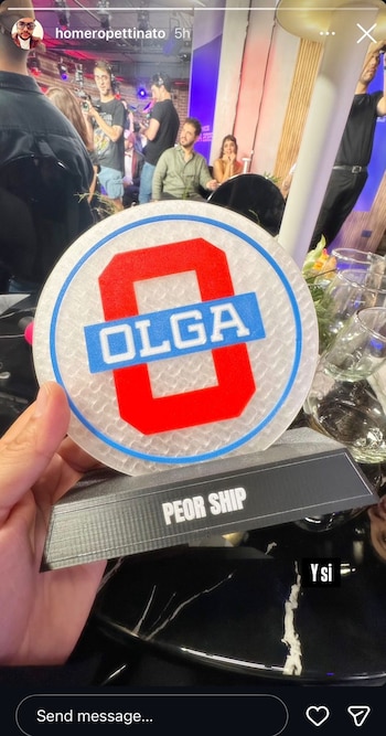 Casi al mismo tiempo, Homero