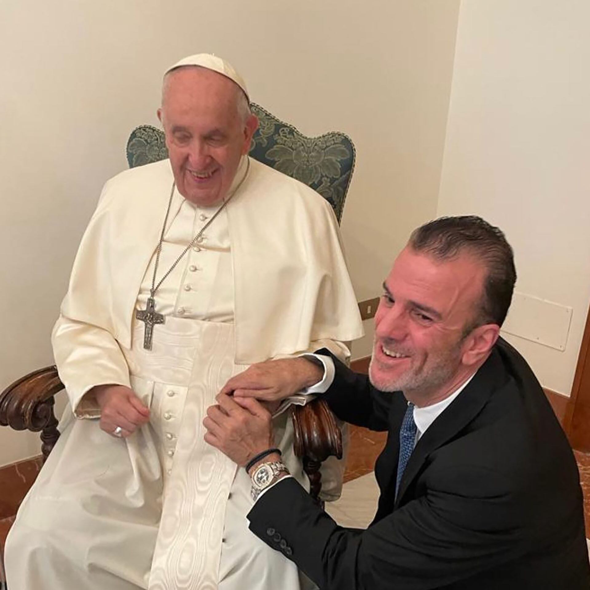 Tajeddine Seif, en un encuentro con el Papa Francisco (@tajeddineseif)