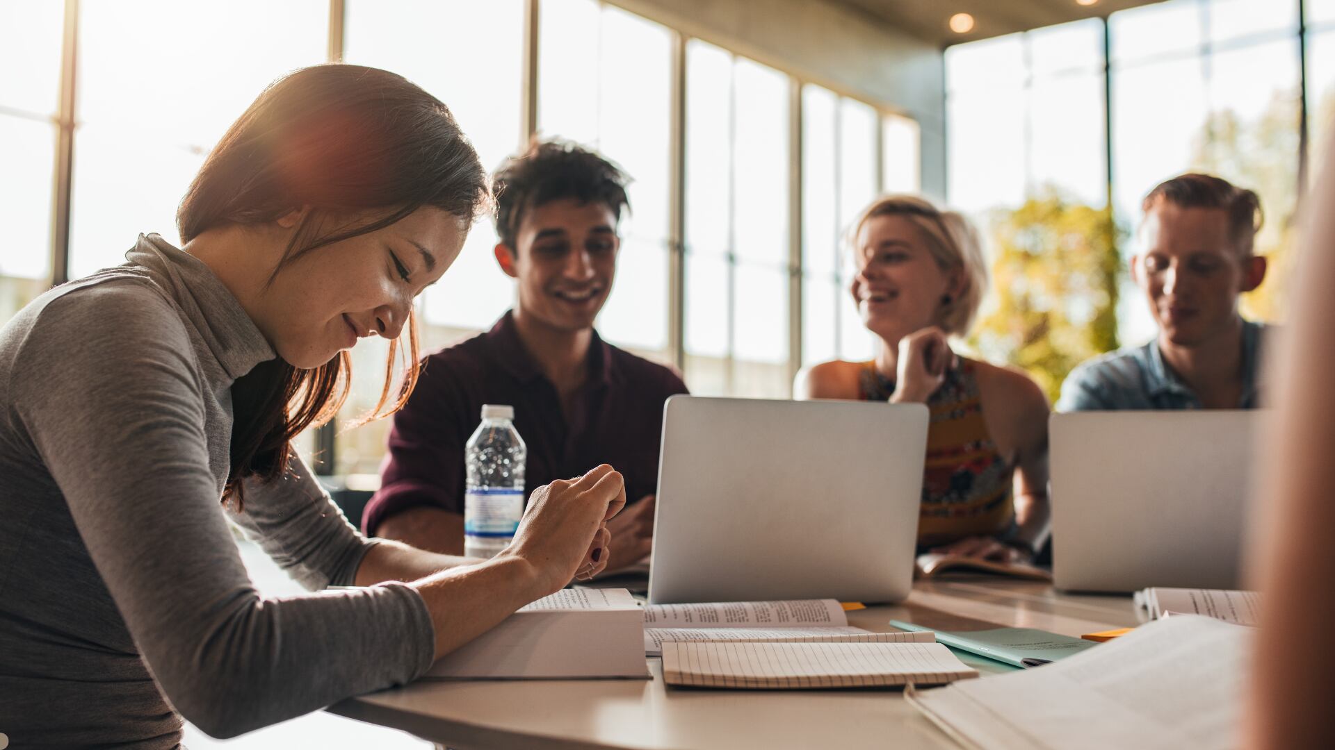 La ética y la humanidad, claves para un nuevo pacto social en tiempos de IA.