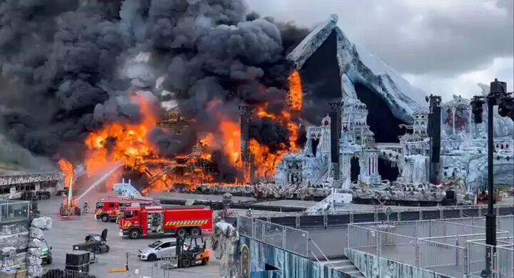 Incendio en el escenario principal de Tomorrowland.