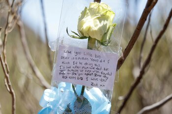 Mensaje de Zack en altar