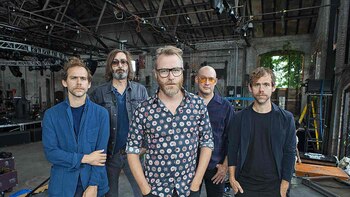 Intimidad y grandeza, cómo The