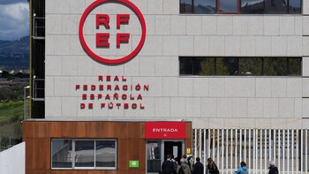 La UCO detectó un posible sobrecoste de 5,7 millones en viajes de la Federación de Fútbol