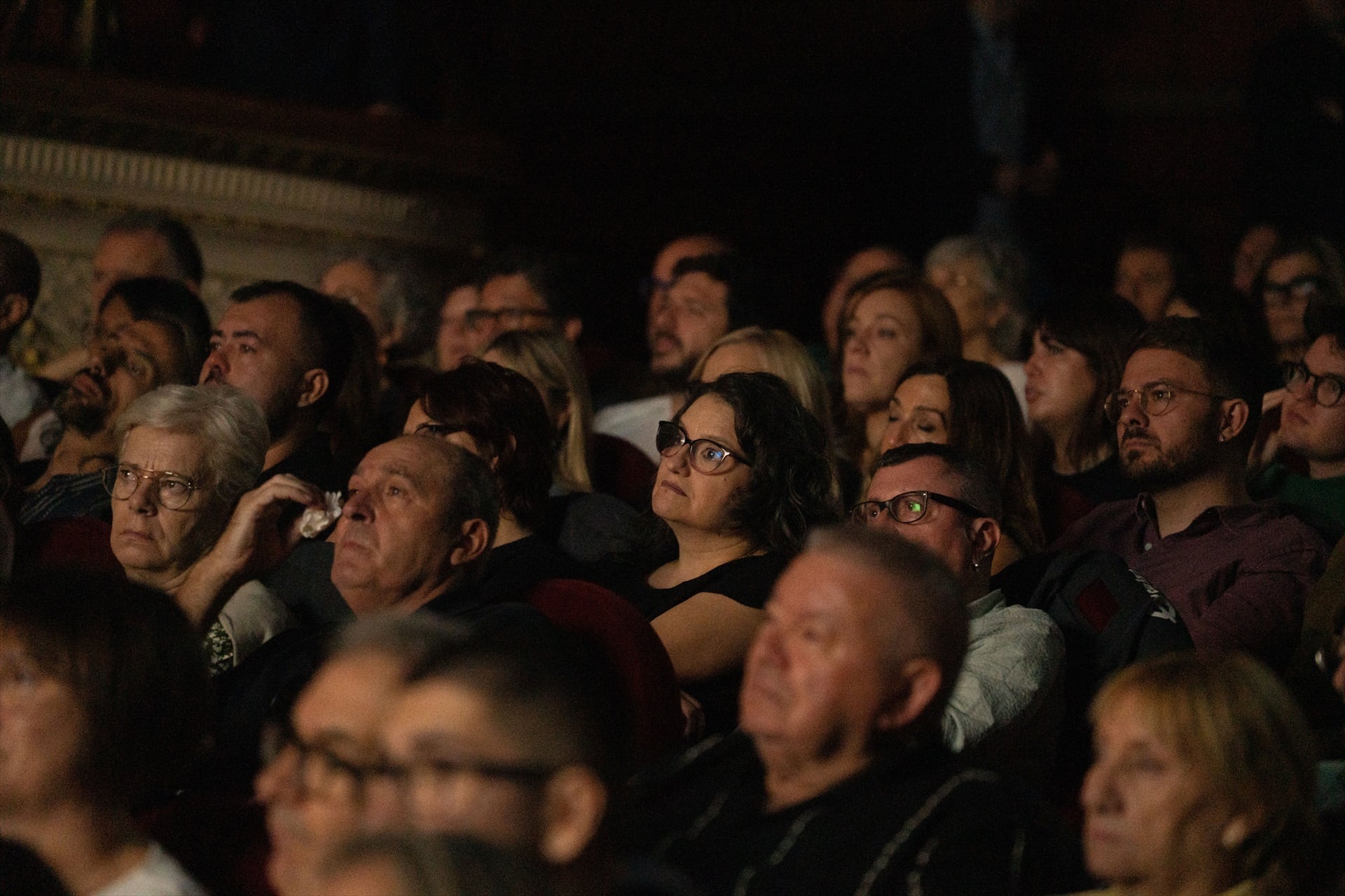 La exvicepresidenta Primera, exconsellera de Igualdad y Políticas Inclusivas, Mónica Oltra Jarque (c), a 25 de octubre de 2025, en Valencia, Comunidad Valenciana (España). (Jorge Gil / Europa Press)