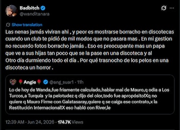 Captura de pantalla de una publicación de X de Badbitch (@wanditanara) con foto de perfil de mujer rubia y texto, y una respuesta de Angie (@ang_suar1) con texto