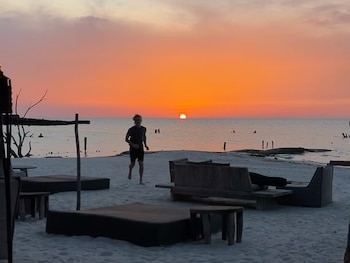 Pôr do sol de Holbox, um dos lugares que o ator registrou durante sua estadia