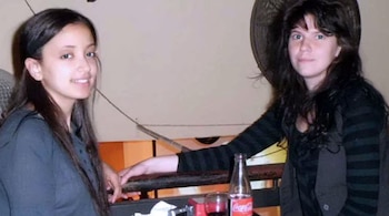 Las jóvenes francesas fueron golpeadas,