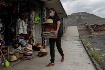 Los comerciantes han sido los más afectados debido a la intervención del INAH. (REUTERS/Henry Romero)