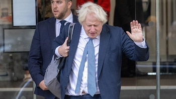 Boris Johnson y Carl Bildt viajaban en el tren anterior al atacado por un dron ruso