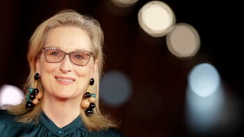 Meryl Streep fue la impulsora de esta línea directa, que además de escucha brinda ayuda legal. (AP)