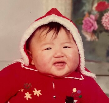 Karina Gao, nacida con el