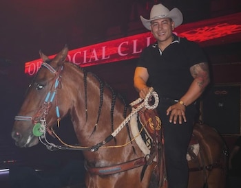 Juan David Tejada siempre ha demostrado su amor por el campo en las redes sociales - crédito El rey de los agropecuarios / Instagram