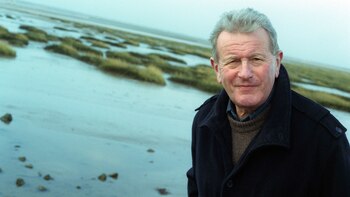 Gilles Perrault, escritor y periodista