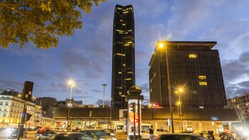 Evacuados rascacielos e instituciones de