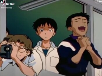 Shinji es el protagonista de