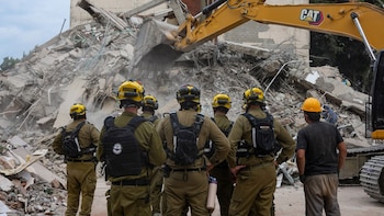 La delegación humanitaria Israelí a Colombia continúa asistiendo