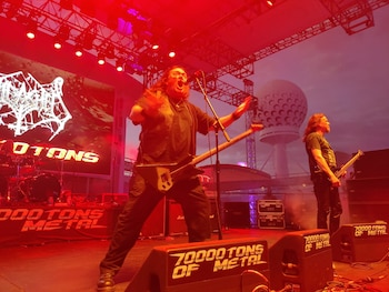 Unleashed en el Pool Deck