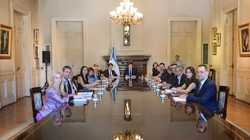 El Gobierno dispuso recortar el