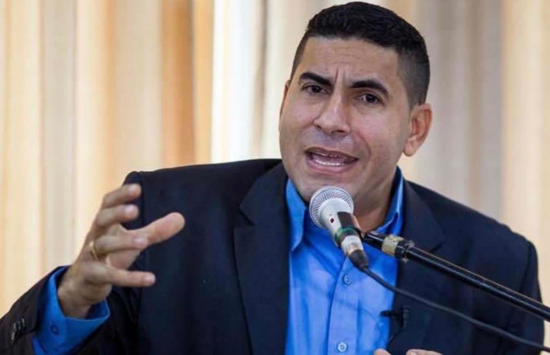 Luis Alejandro Ratti excandidato presidencial