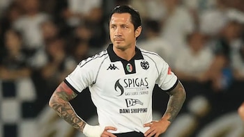 Gianluca Lapadula vive pesadilla con Spezia de Italia: no marca hace 5 meses y está último en la Serie B 2026