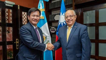 Guatemala y Taiwán impulsan inversiones en tecnología, salud e infraestructura durante visita oficial