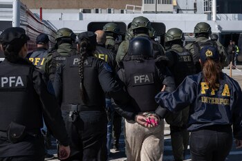 Uñas fucsias para Brisa durante