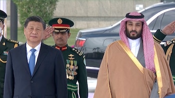 Xi Jinping dialogó con Bin Salman, exigió mantener abierto el estrecho de Ormuz y pidió un alto el fuego inmediato y total