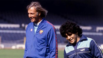 Menotti junto a Diego Maradona,