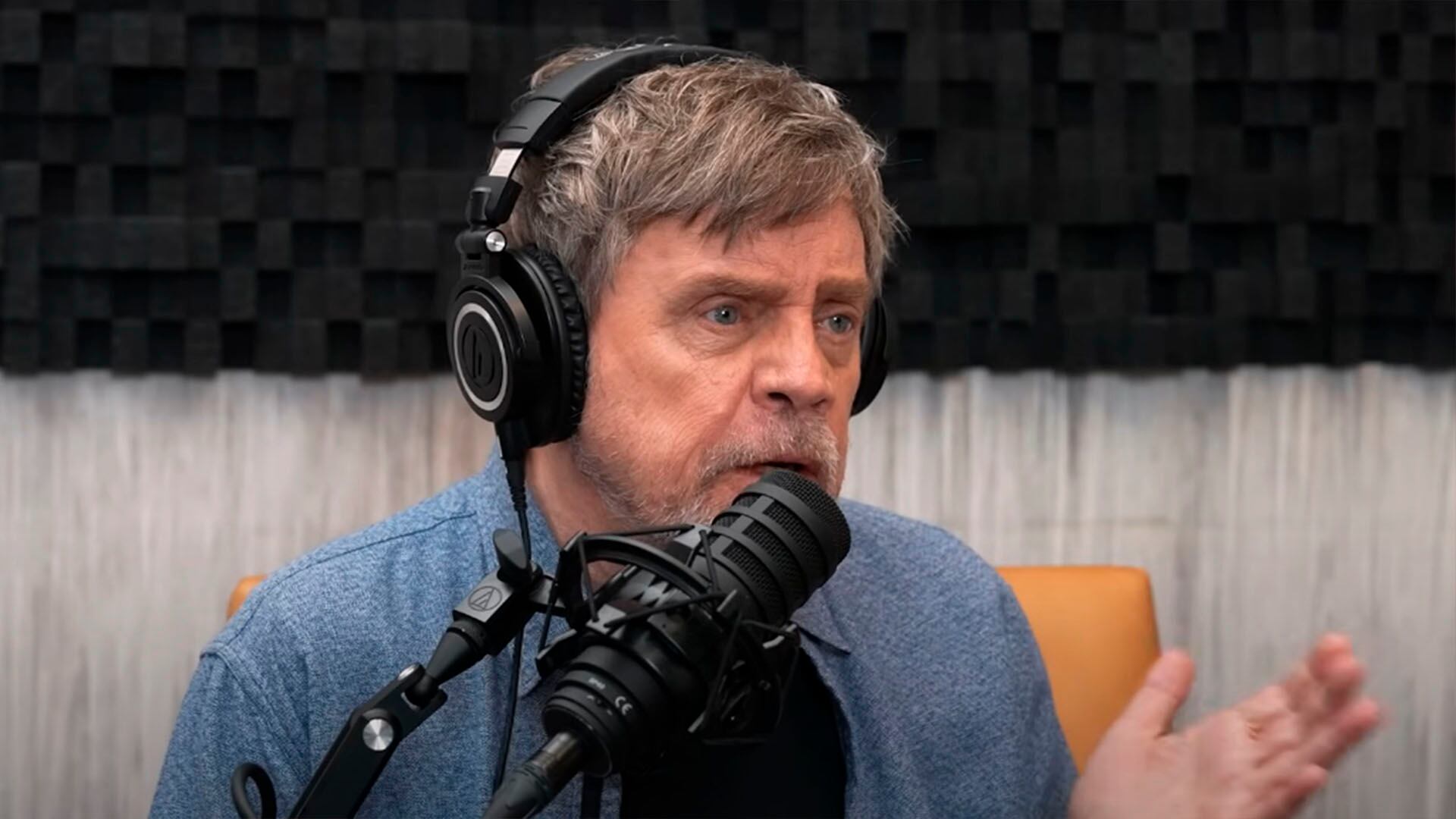 Hamill considera al doblaje una alternativa sostenida en el tiempo, sin exigencias de imagen ni memorización (Captura de video: YouTube - Bullseye podcast)