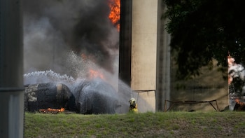 Ingenieros de la Armada de Estados Unidos inspeccionarán el Puente de Las Américas, tras explosión en Panamá