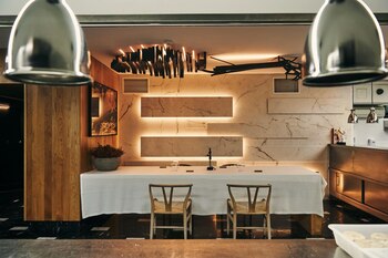 Mesa de cocina en el