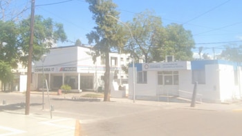 Detuvieron a un policía en San Juan por robar y usar la tarjeta de un compañero