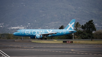 El gobierno de Costa Rica recibe segundo grupo de migrantes deportados desde Estados Unidos