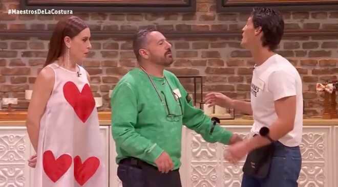 Arde el paltó de 'Maestros de la costura celebrity' (RTVE).
