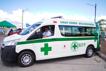 Cada ambulancia está equipada para