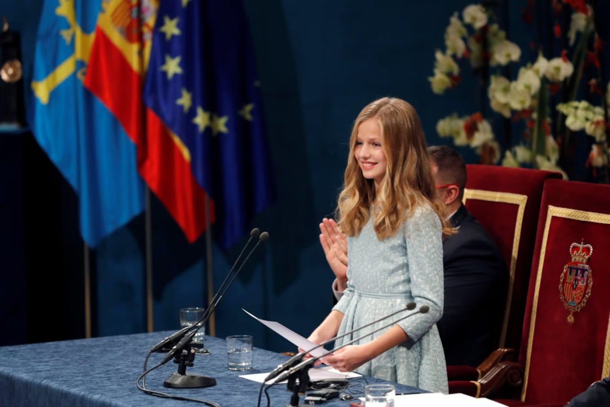 Del vestido de princesa de cuento a la versión low cost de H&M: todos los looks de la princesa Leonor en los Premios Princesa de Asturias