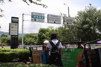 El Gobierno nacional anticipó el inicio del cierre temporal de las fronteras terrestres y fluviales autorizadas, una decisión que impacta directamente los desplazamientos de las personas que residen en zonas limítrofes - crédito Migración Colombia