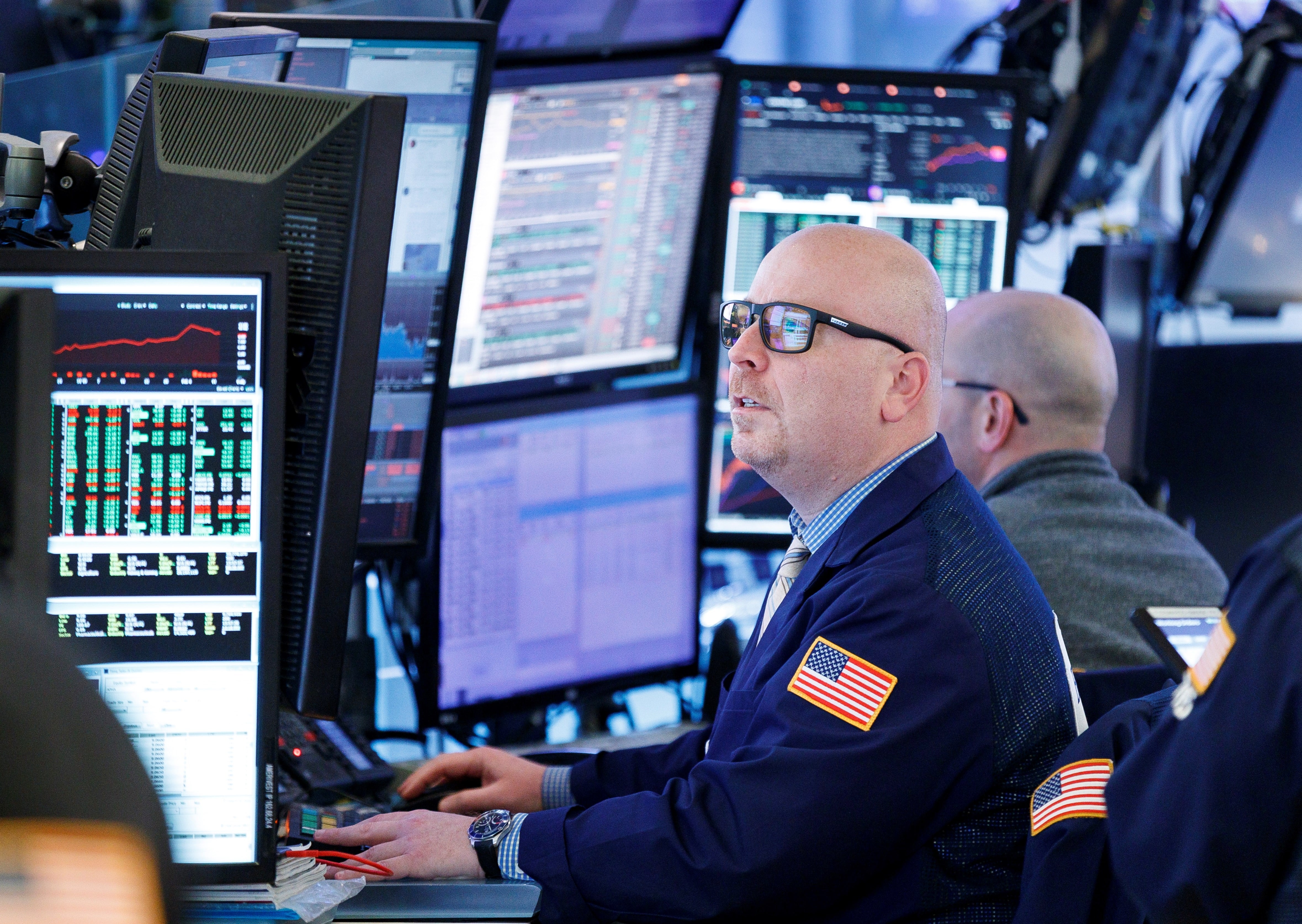 Wall Street cae por la tensión entre EE.UU. e Irán y el salto del petróleo