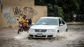 México avisa que depresión tropical